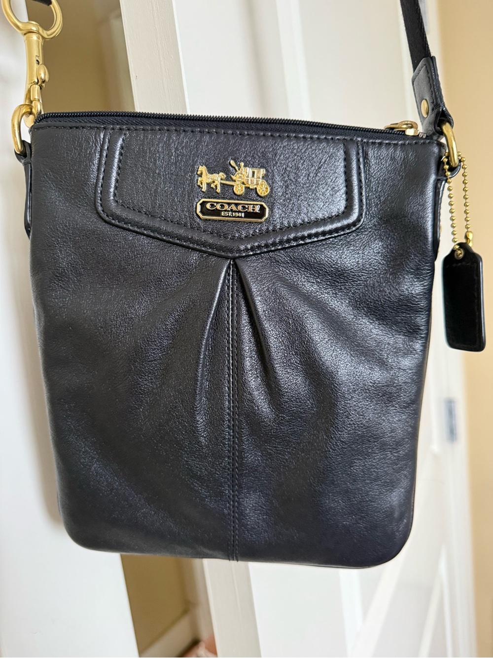 Vintage Coach Madison Leather Crossbody Bag Y2K